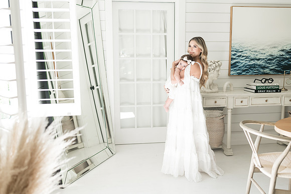 motherhood photographer Miami Maternity and newborn Photographer