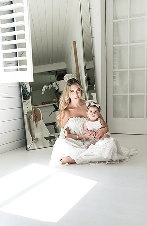motherhood photographer Miami Maternity and newborn Photographer